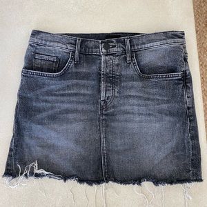 MOTHER Vegabond Mini Fray Skirt